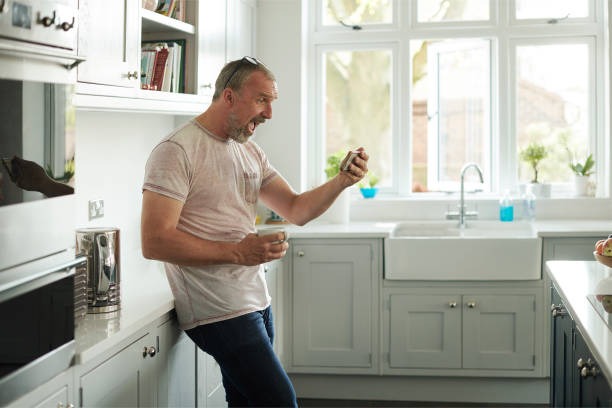 Crash Games and Blockchain Betting Explained on 813bet